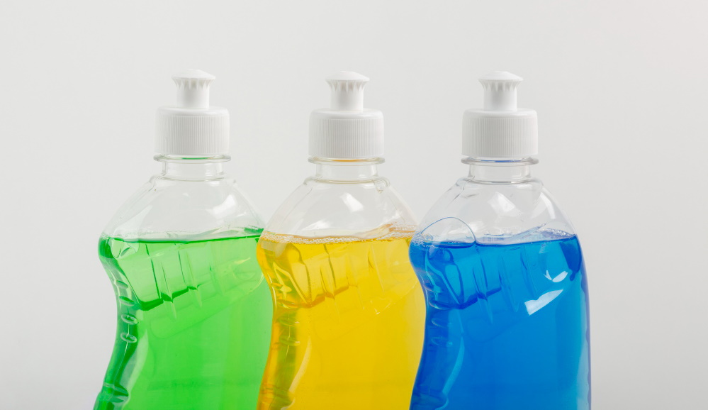 Produtos de Limpeza Industrial: Como Escolher com Segurança e Eficiência